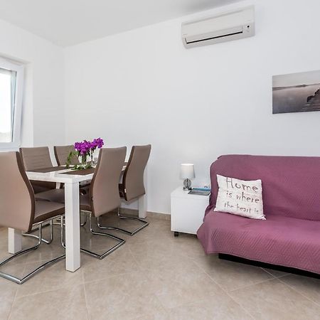 Villa Mirta Тисно Экстерьер фото